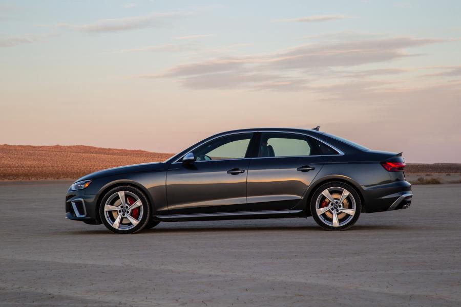  Audi S4 Sedan TFSI (B9) 2020 года  (NA) (фото 24 из 54)